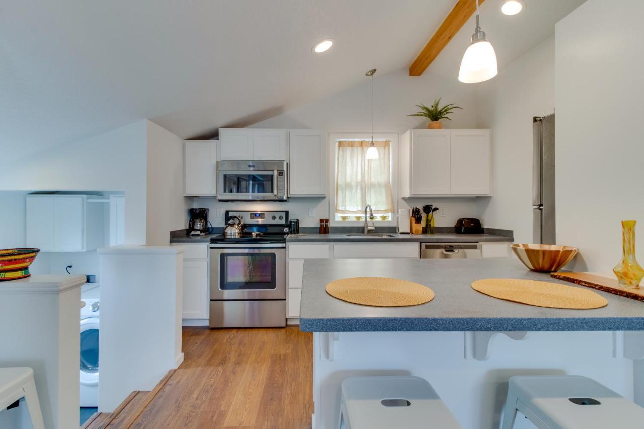 New Portland Neighborhood Studio Экстерьер фото